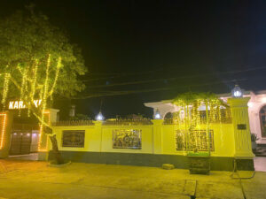 tuyển nhân viên karaoke